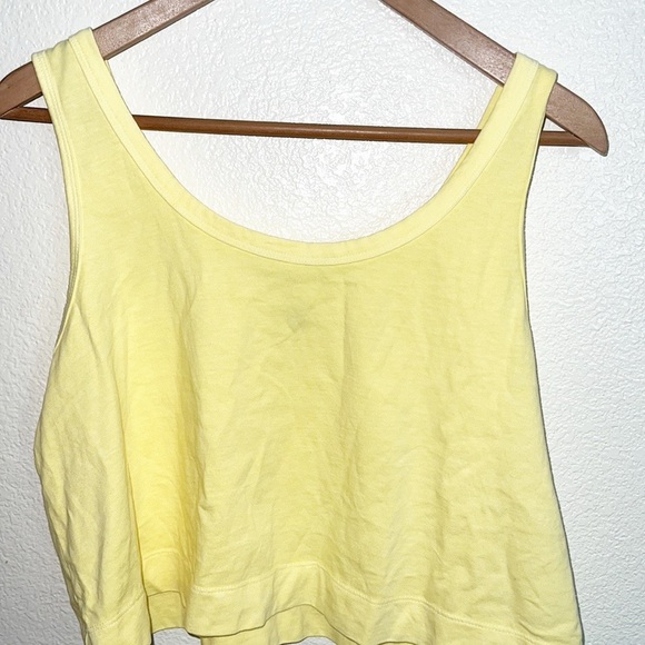Old Navy Yellow Cropped Summery 100% Cotton Tank Top - Picture 2 of 8